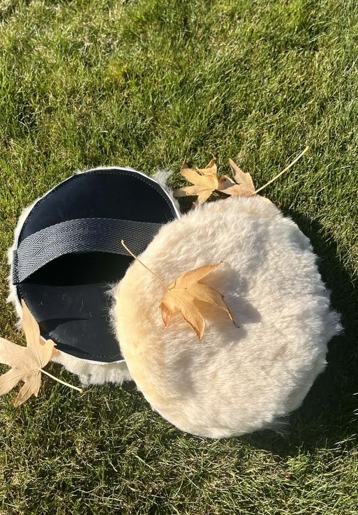 Sheepskin grooming Mitts